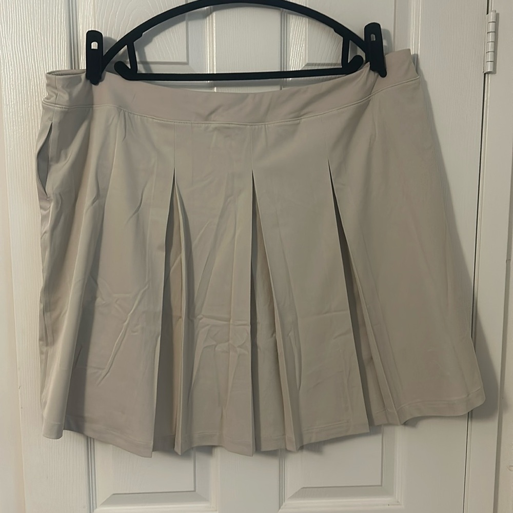 3XL Pleated Khaki Skort for Golf Womens